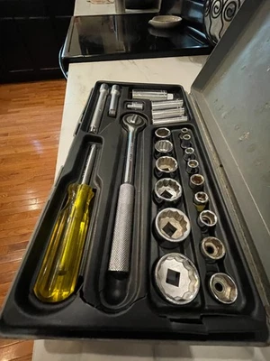 VTG Crescent LMT-24 24 piece 3/8" SAE drive socket wrench kit 6 PT in case - Image 1 of 4