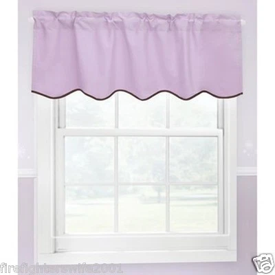 Cenefa de molinete lila MiGi 44x18 lila lavanda marrón habitación de niñas nueva Foto 1 de 3