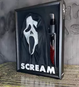 Scream Movie Ghostface Maske & Messer blutiger Horror Requisite Replik Display Slasher - Bild 1 von 4