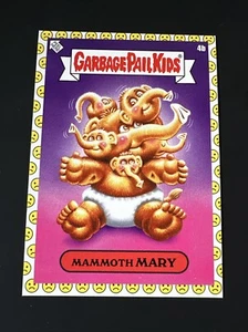 Cubo de basura Topps 2021 niños fue el peor 4b Mammoth Mary Sad Face #2 - Imagen 1 de 3