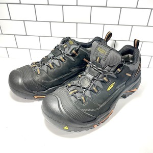 Bota Baja Calder - NEGRO♥ Pianno39 en 2022 | Botas bajas, Botas de montaña,  Botas