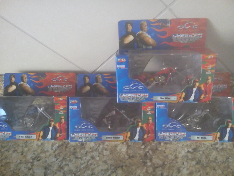 DIE CAST American Chopper 4 DIF T-REX BLACK WIDOW FIRE BIKE JET JOY RIDE 2004 Foto 1 de 1