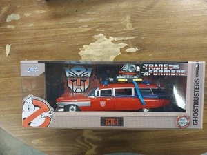 JADA TRANSFORMERS GHOSTBUSTERS RED ECTO 1 DIECAST 1/24 CADILLAC NEW - Picture 1 of 1