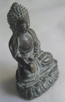 Antigua estatua japonesa de Buda de bronce 81 g era desconocida budismo Foto 1 de 4