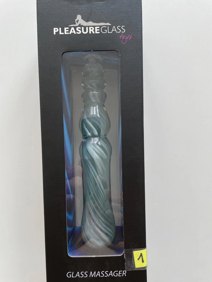 Consolador de vidrio hecho a mano de 8 pulgadas para mujer está diseñado para la máxima diversión  Foto 1 de 2