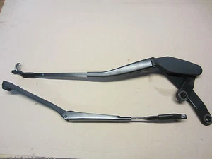 Wischerarm Arm Wischer Scheibenwischer Mercedes W212 W 212 2128201344 2128200944 - Bild 1 von 1