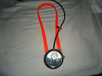 COON HUNTING LIGHT NECK STRAP - Image 1 of 4