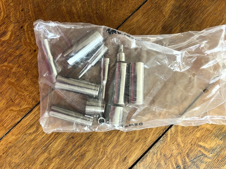 Craftsman 11 Piece Deep & Shallow 1/4" Drive Metric & SAE 6 Point Sockets - Image 1 of 1