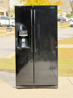 Used Samsung Refrigerator  - Image 1 of 2