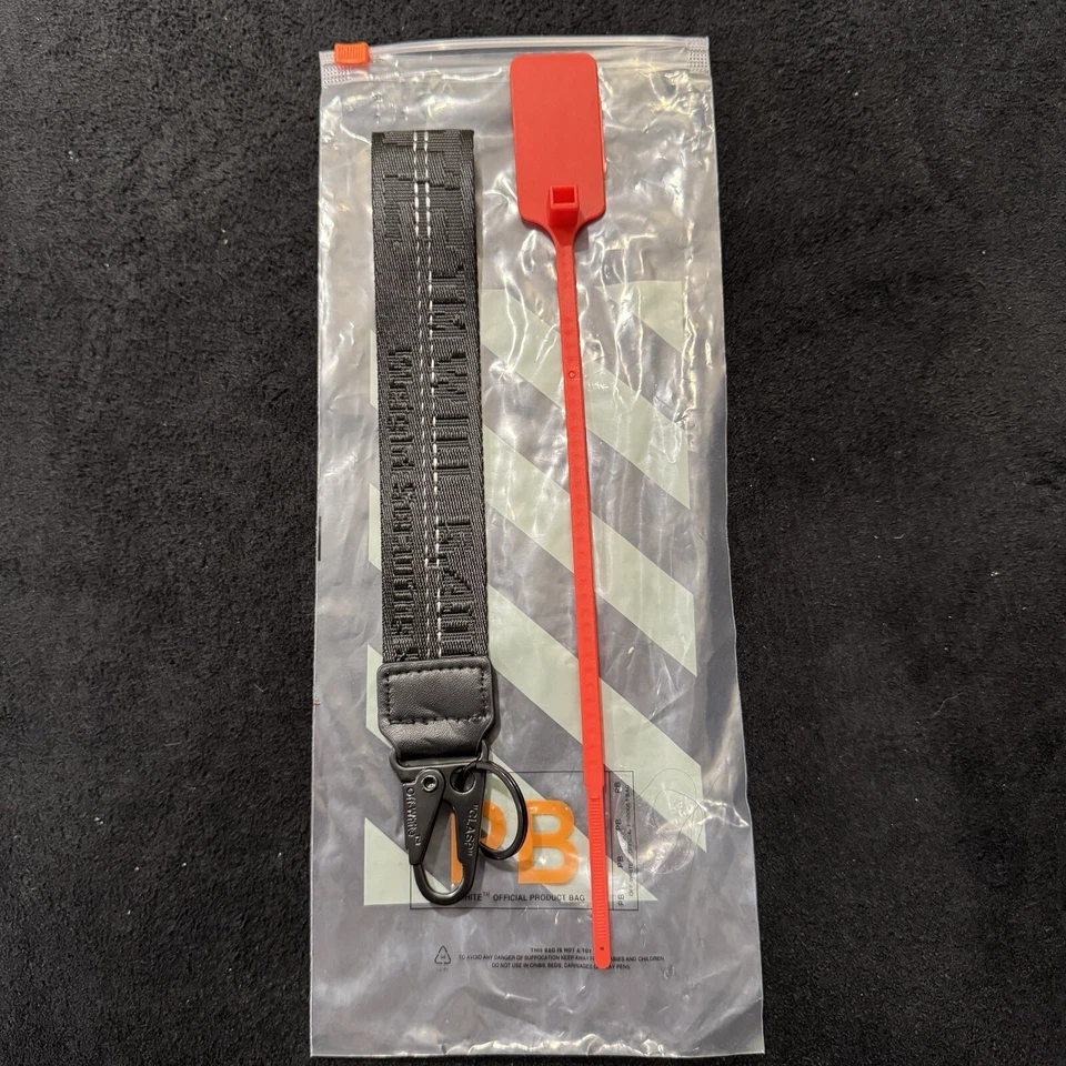 Off White Industrial Keychain Black with Metal Clasp New With Ziptie - Image 1 of 1