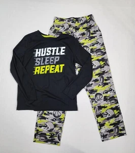 Cat & Jack Boys Pajama Set Size S(6/7) Long Sleeves Pants Camo EUC - Picture 1 of 5