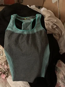 CAMISETA SIN MANGAS Y LEGGINGS PARA MUJER TALLA XL Look 👀 - Imagen 1 de 4