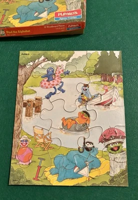 Vintage 1983 Playskool Sesame Street Find The Alphabet Jigsaw Puzzle Worn Box - Image 1 of 4