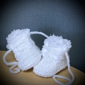 Crochet baby shoes Handmade crochet wool baby booties sneakers slippers - Picture 1 of 2