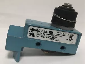 Honeywell MICRO SWITCH E6/V6 Series BZE6-2RN , Limit Switches 1NC 1NO SPDT - Picture 1 of 5