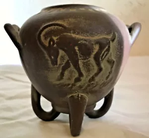 Kultur Ton Keramik Fuß Topf 2-Griff zweiseitig Widder Design 4" Höhe x 3-3/4" Tiefe - Bild 1 von 7