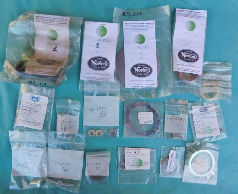 PIEZAS DE SERVICIO DE MOTOCICLETA NORTON 850 750 COMANDO INTERSTATE ROADSTER FASTBACK Foto 1 de 4