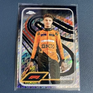 Topps Chrome Formula 1 2024 F1 Lando Norris #7 Portrait Logofractor SP - Bild 1 von 2