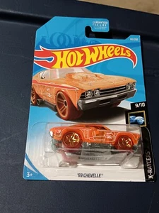 Hot Wheels 2019 69 Chevelle Treasure Hunt - X-Ray Series 9/10 - Picture 1 of 3