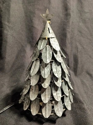 Calentador de cera Scentsy All Aglow pequeño gris árbol de Navidad pino plata metal en caja Foto 1 de 4