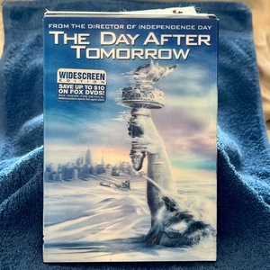 “The Day After Tomorrow” Movie DVD - Picture 1 of 3