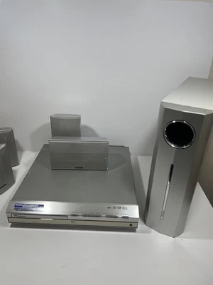 Pioneer XV-S100DV CD-RW/VCD 5+1 SURROUND SOUND SYSTEM - Bild 1 von 4