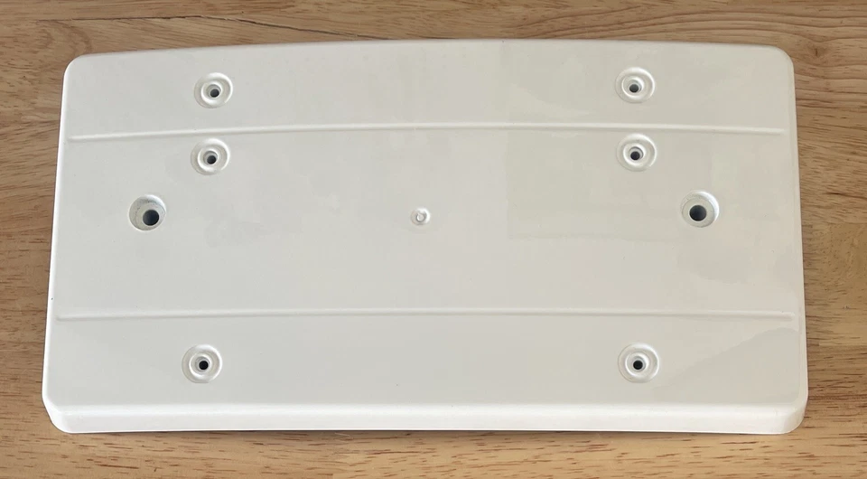 NUEVO Soporte de licencia delantero genuino Mercedes-Benz A1638851681 ML320 ML500 02-05 Foto 1 de 3