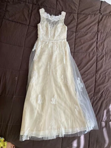 BHLDN a-line Wedding Dress, size 2, pristine condition. Used, worn once. - Picture 1 of 9