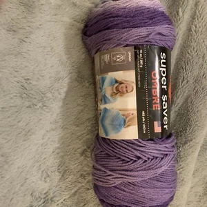 Red Heart Super Saver Ombre Yarn Big 10 oz. skein Violet 482 YDS FREE SHIPPING - Picture 1 of 3