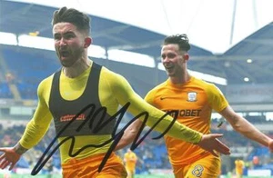 PRESTON: SEAN MAGUIRE SIGNED 6x4 ACTION PHOTO+COA - Picture 1 of 1