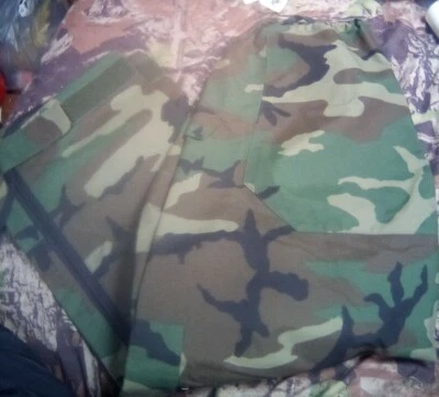 US Army Camo Gore-Tex Pants Mens Size S Small 27-31” Waist Cold Weather Military - Imagem 1 de 4