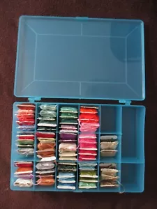 Embroidery Floss Thread and Organizer Storage Box Case w/floss #2 - Picture 1 of 4