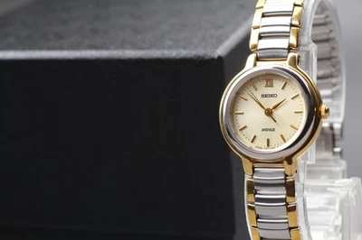 Vintage 1995 N COMO NUEVO Seiko Avenue 1F21-0H50 Dos Tonos Redondo Qz Reloj M... - Imagen 1 de 4
