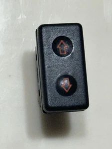 🔥RARE Alfa Romeo Milano Verde 3.0 75 Rear Power Window Switch One Switch - Picture 1 of 5
