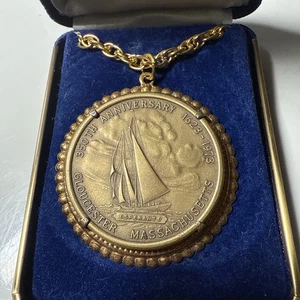 Goleta Esperanto 1973 Gloucester Massachusetts 350 aniversario medallón - Imagen 1 de 7