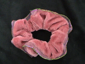 MAUVE VELVET PONYTAIL HOLDER WITH GOLD EDGE - CUTE! - Picture 1 of 1