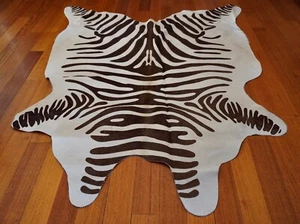 BROWN ZEBRA PRINT - A FANTASTIC DESIGN - A TOUCH OF THE WILD - Picture 1 of 12