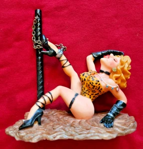 Harz Sex Damen Kette Figur - Bild 1 von 8