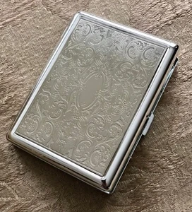 Geätztes Metall edles Retro Design Zigarettenetui für 8 100er oder King Size RFID - Bild 1 von 4