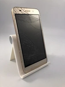 Cracked Huawei Y3 (2017) Gold 16GB Unlocked Android Touchscreen Smartphone - Picture 1 of 12