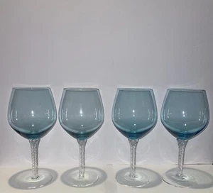 Set Of 4! Handblown Clear Light Blue with Detailed Stem 8.5" Wine Glasses - Picture 1 of 9