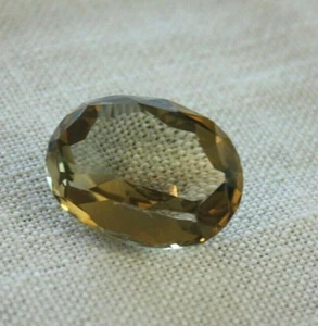 85.52CT TOPAZ GOLDEN BROWN OVAL PRECIOUS DEPT  19x 35 x 27MM LOOSE - Picture 1 of 9