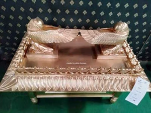 46.25" Ark of the covenant from Indiana Jones movie hand carved fr mahogany wood - Picture 1 of 3