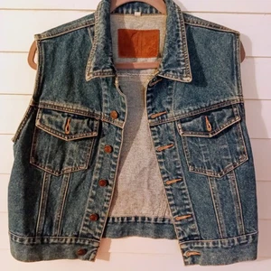 Rafaella Medium Blue Jean Denim Jacket Vest Western Boho Rustic Button Down Chic - Picture 1 of 18