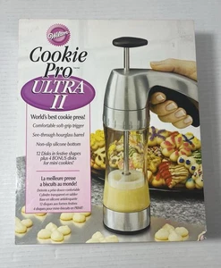 Wilton Cookie Pro Ultra II Cookie Press Complete Set New - Picture 1 of 3