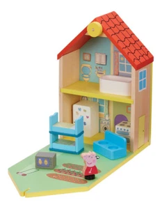 Peppa Pig Wood Play Family Home - Picture 1 of 1