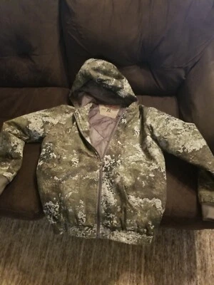 Red Head Silent Hide Strata Youth Camouflage Hooded Hunting Jacket Size XL. B13 - Image 1 of 4