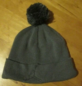 Michael Jordan Gray Beanie With Pom-Pom On Top - Picture 1 of 3
