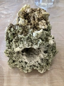 Marine Aquarium Live Rock Cave - Picture 1 of 4