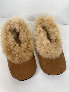 Peruvian unisex slippers soft warm winter natural alpaca fur handmade Size 8.5 9 - Picture 1 of 9